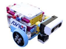 プログラミングで動かすロボットカー